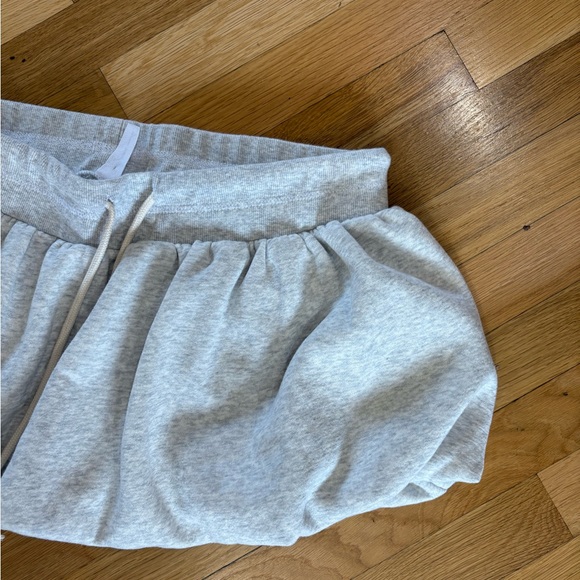 Urban Outfitters Light Gray Athletic Shorts - Picture 5 of 8